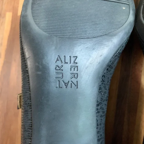 Naturalizer "Florencia" Pointed Toe Mary Jane - Picture 6 of 10